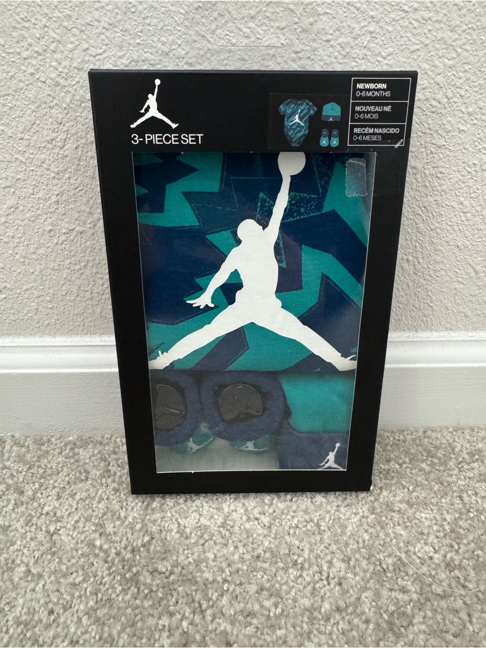Jordan Baby Boys Newborn (0-6M) 3-Piece Set in Teal & Navy